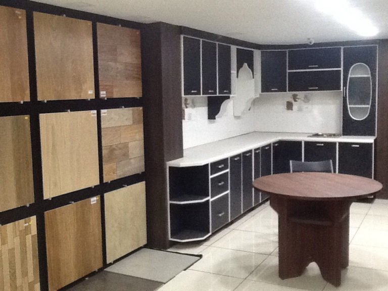 Tiles showroom in kumbakonam Dealers Chola Ceramics